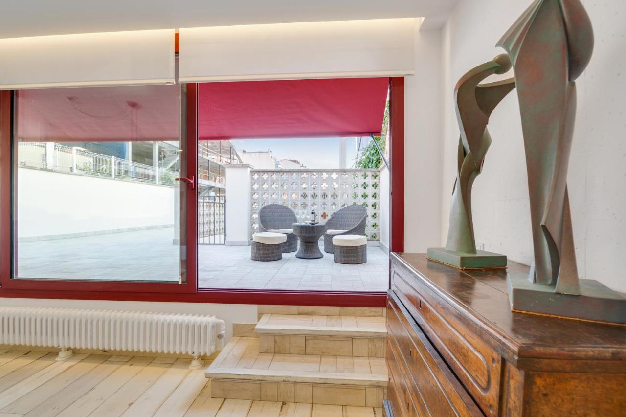 Вилла Contemporary Art House Фигерас Экстерьер фото